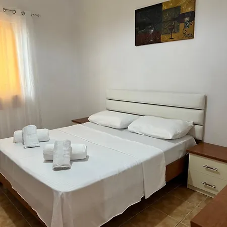 Duomo House Holiday home Velipoje